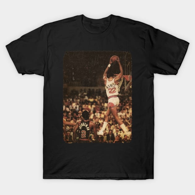 Dunk Larry Nance Vintage T-Shirt by Milu Milu